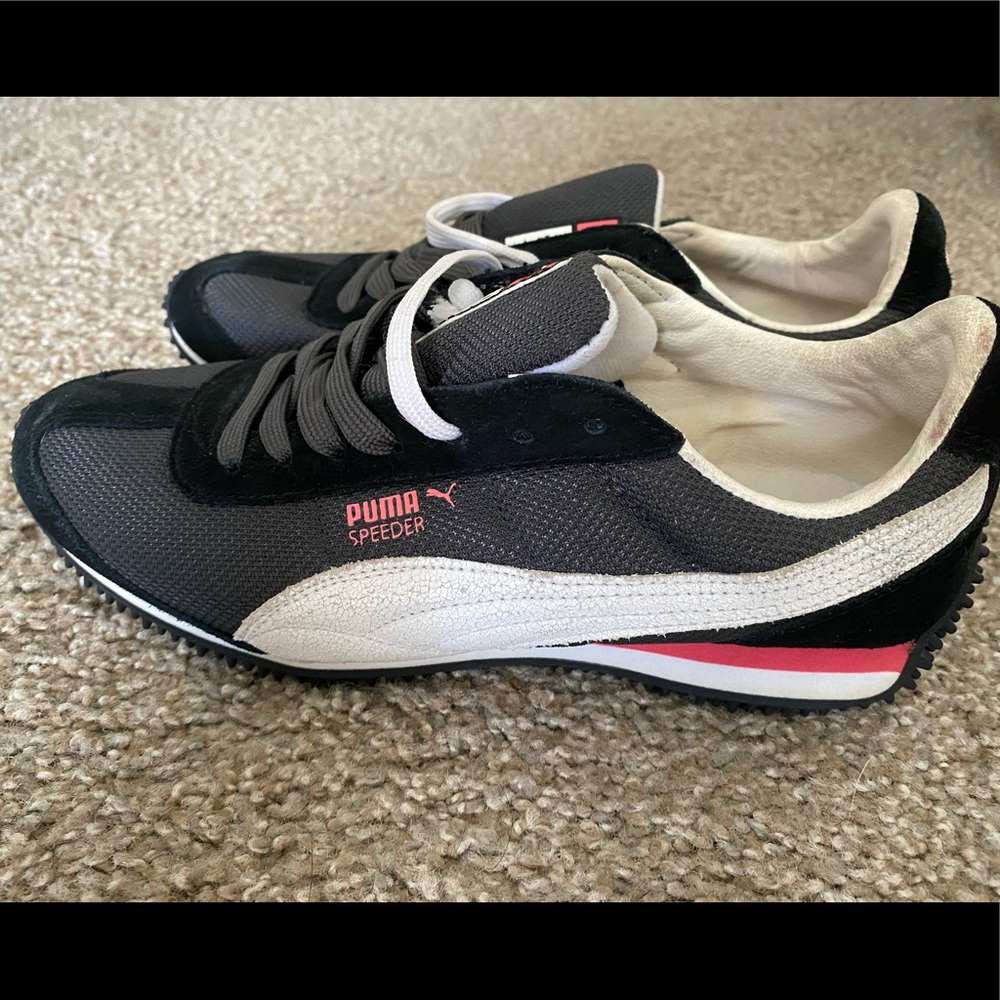 Puma tennis shoes